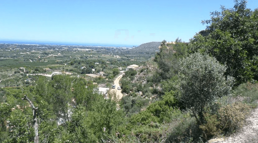 Plot in La Sella to build