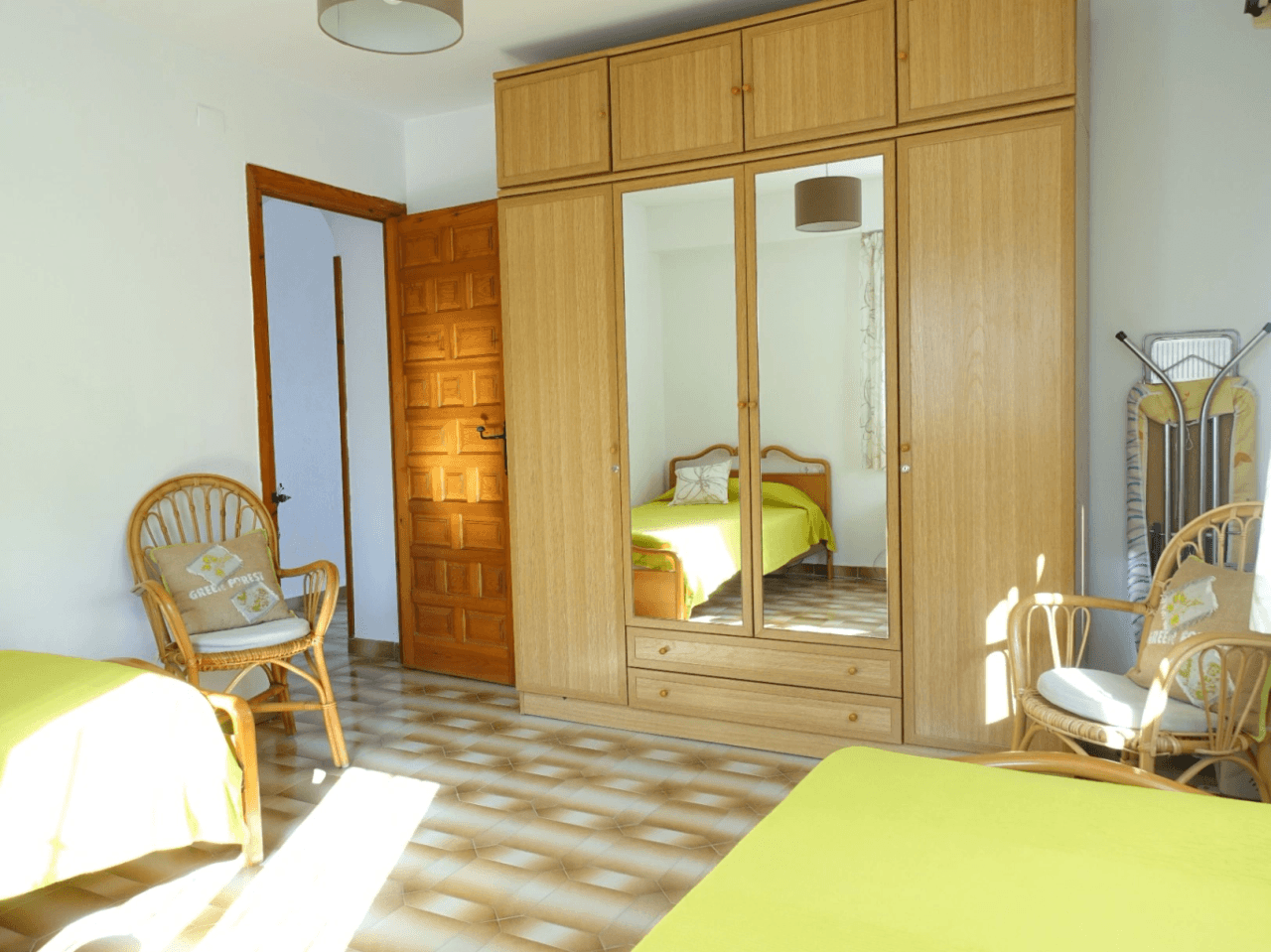 Beach villa with private pool in Oliva