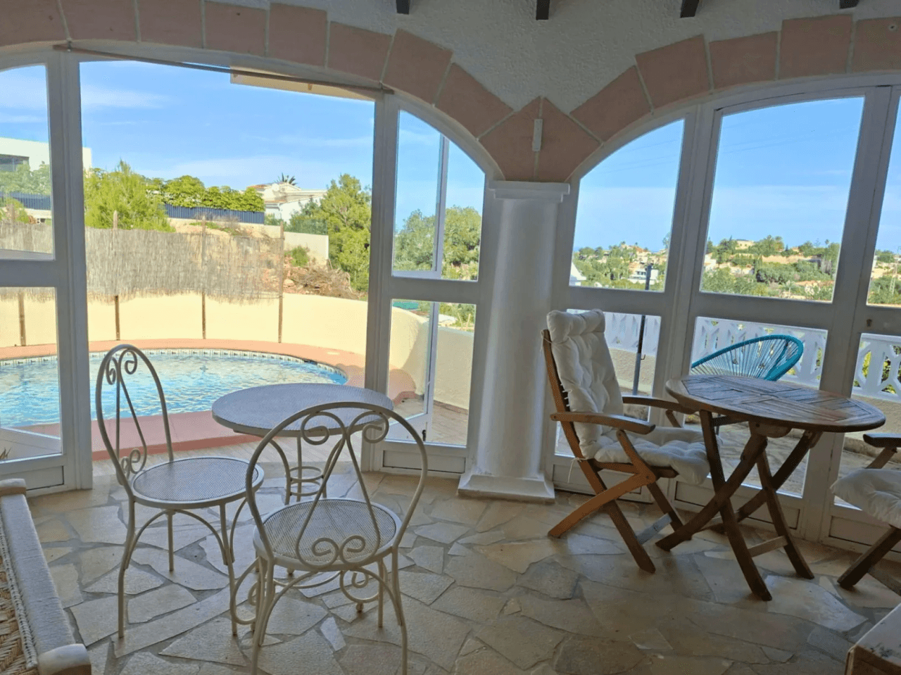 Chalet with sea views in the mountains of Denia