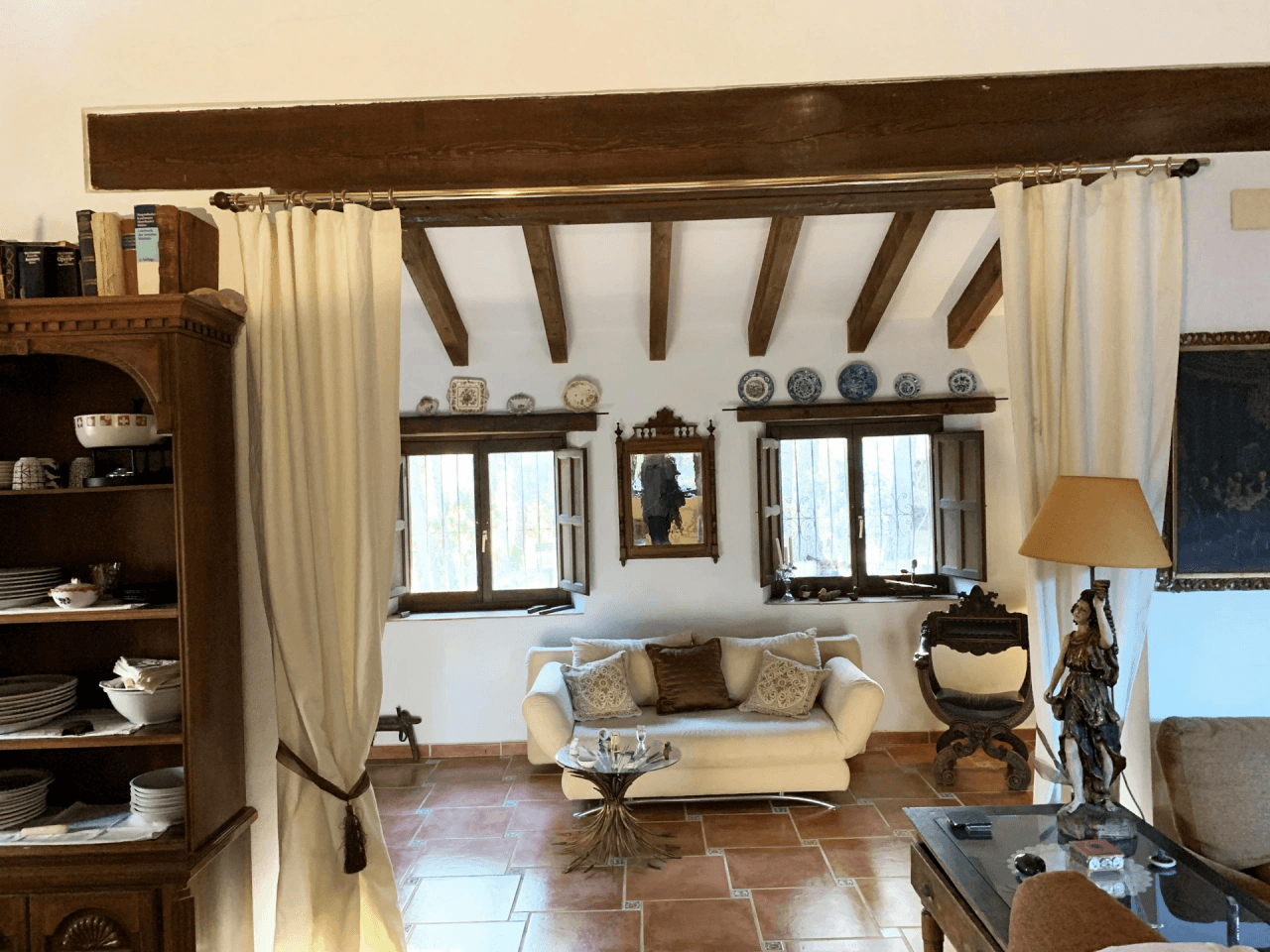 Rustic villa in La Sella