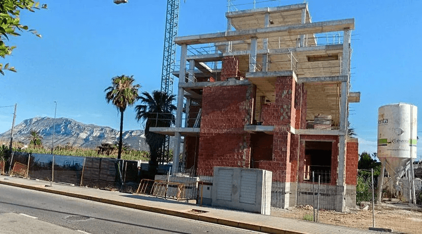 Newly built penthouse in Denia
