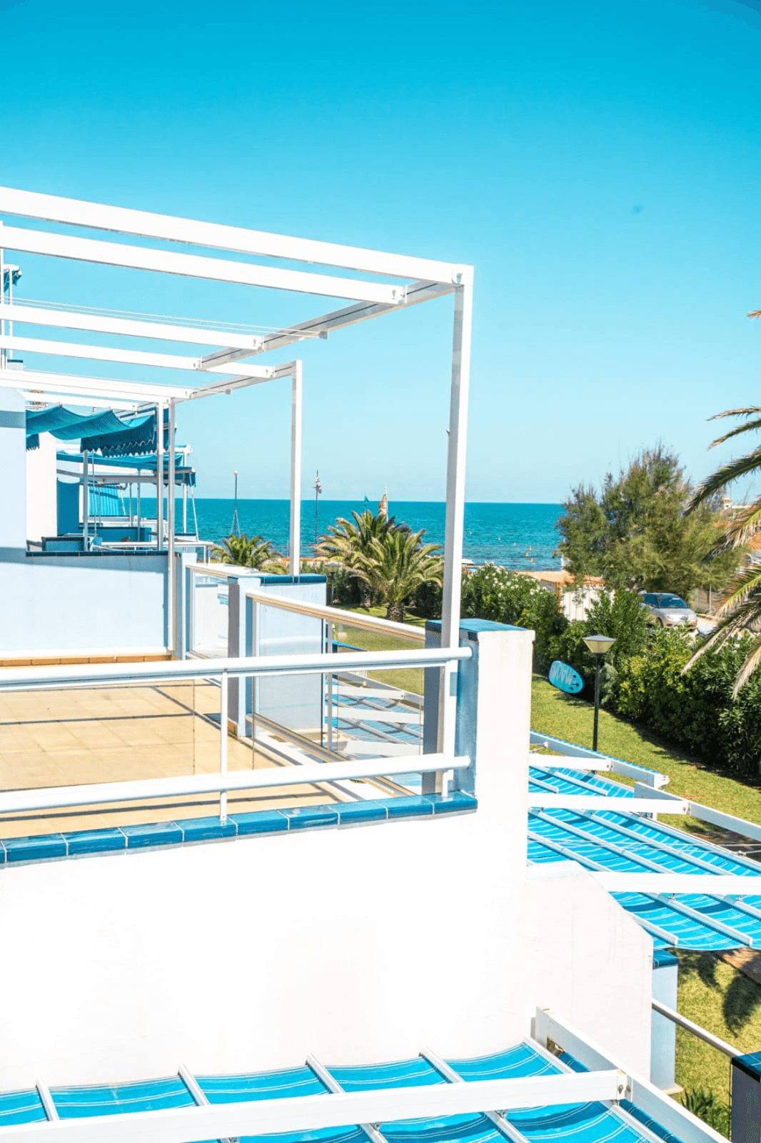 Frontline apartment, Denia