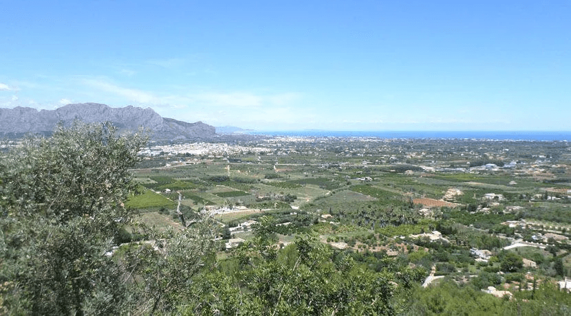 Plot in La Sella to build