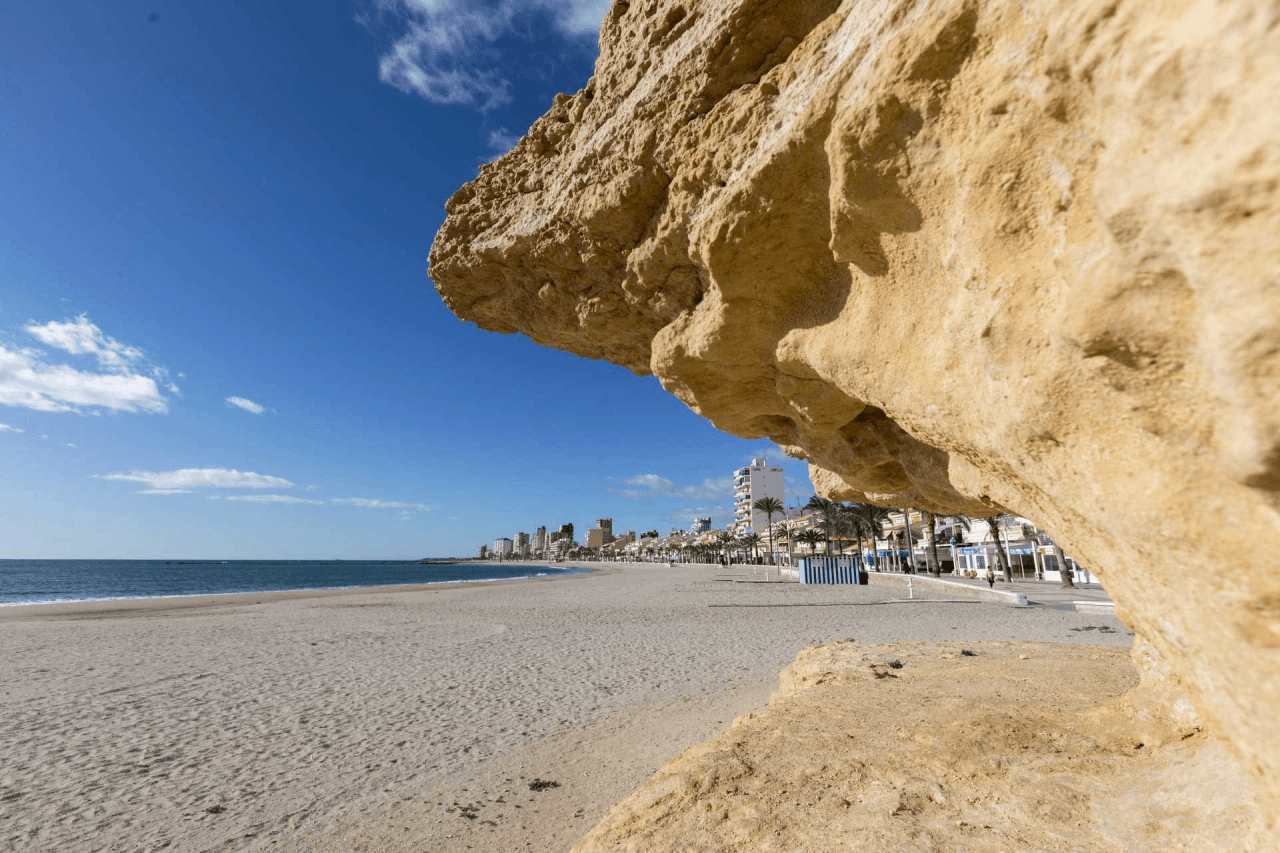 Elegant villa in El Campello