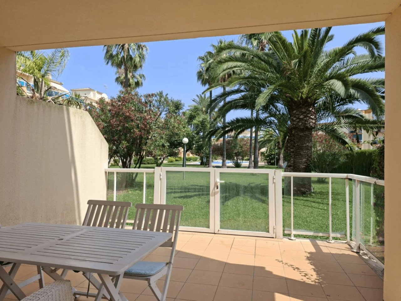 Apartment on the beach in Denia