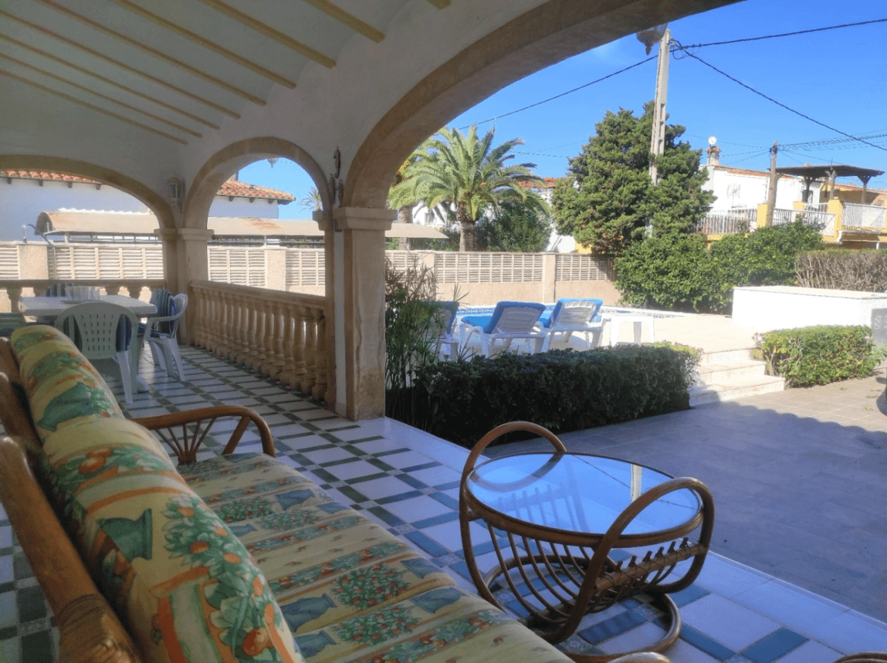 Beach villa with private pool in Oliva