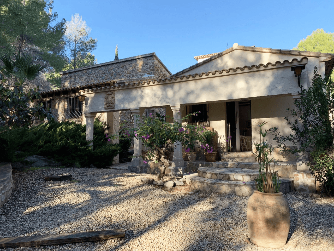 Rustic villa in La Sella