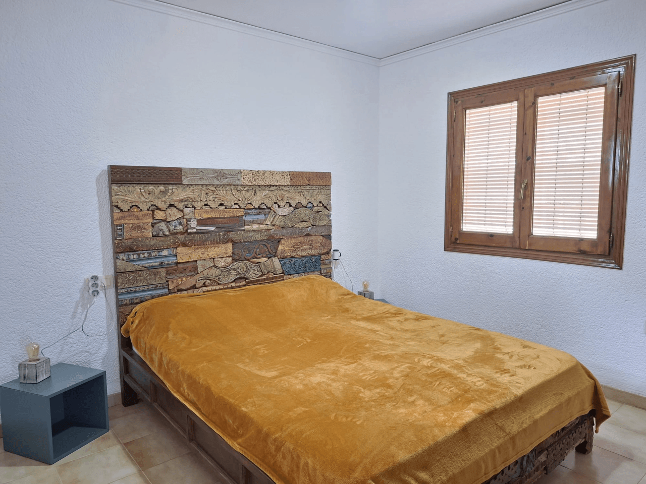 Chalet with sea views in the mountains of Denia