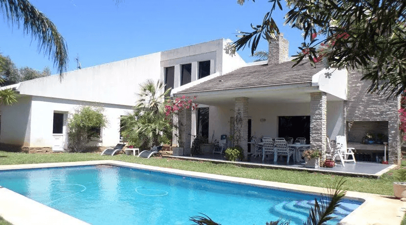 Villa op 500 m van het strand, Denia