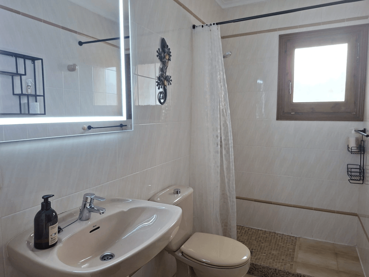 Chalet with sea views in the mountains of Denia