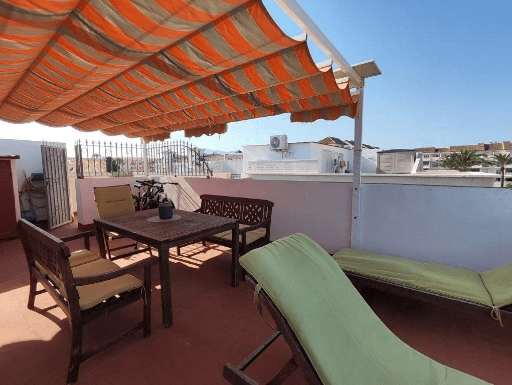 APARTMENT ON THE BEACH - DENIA