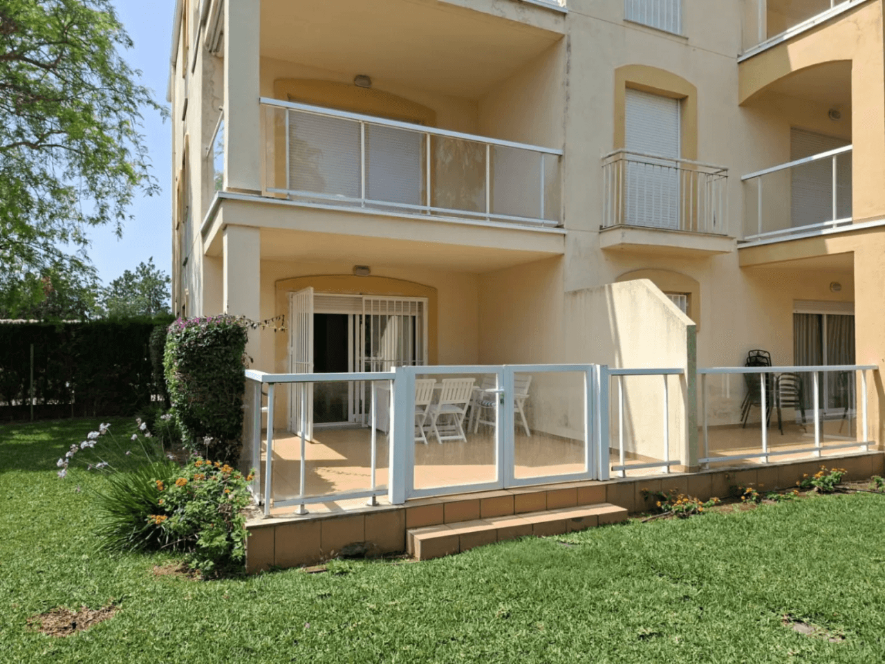 Apartment on the beach in Denia