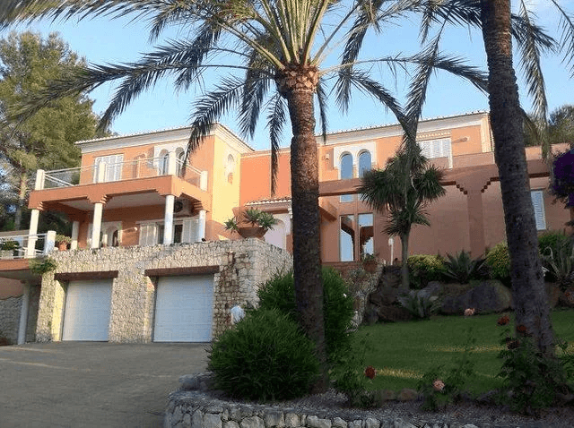 Luxury chalet for sale in La Sella golf