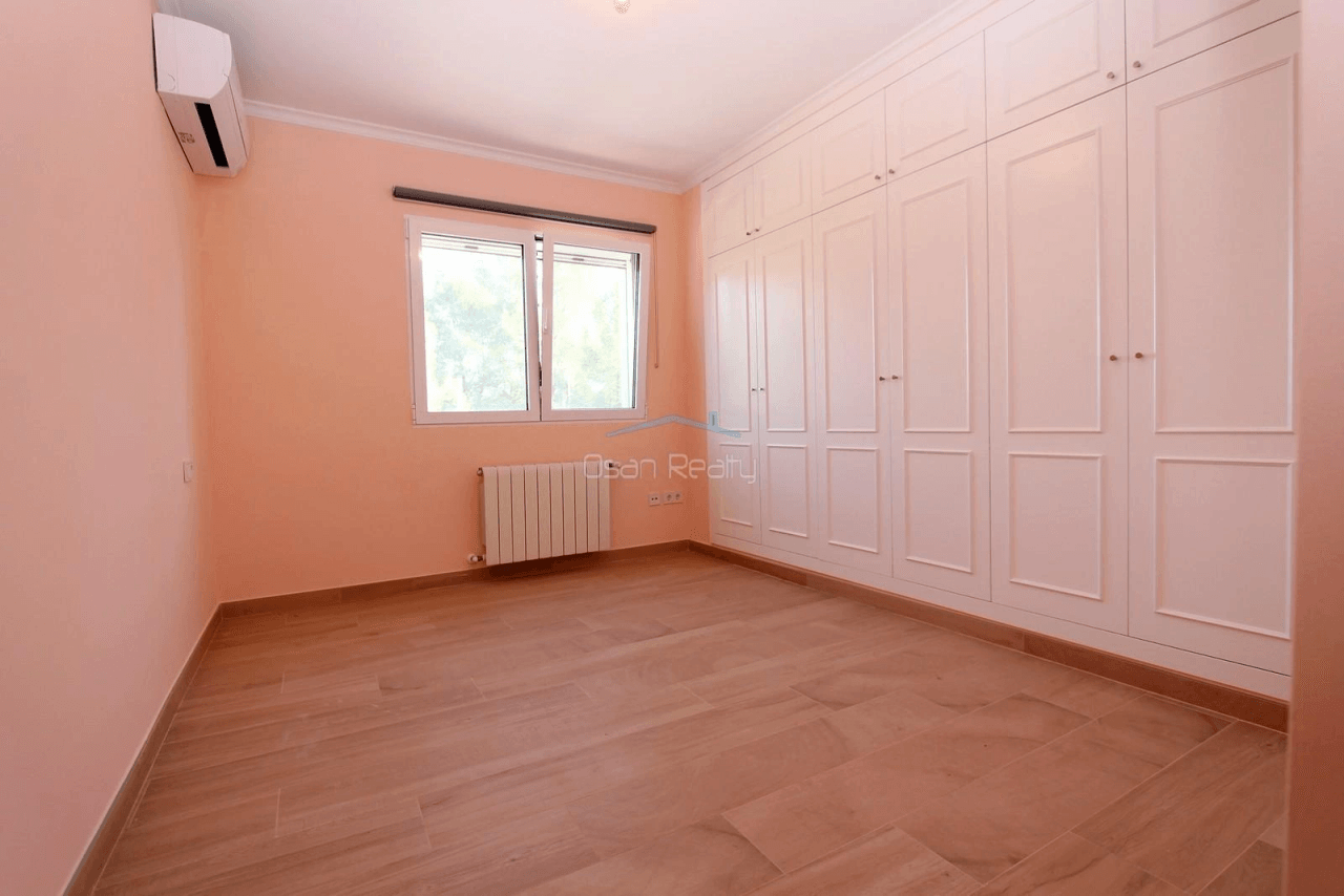 Chalet in Sale in Pedreguer