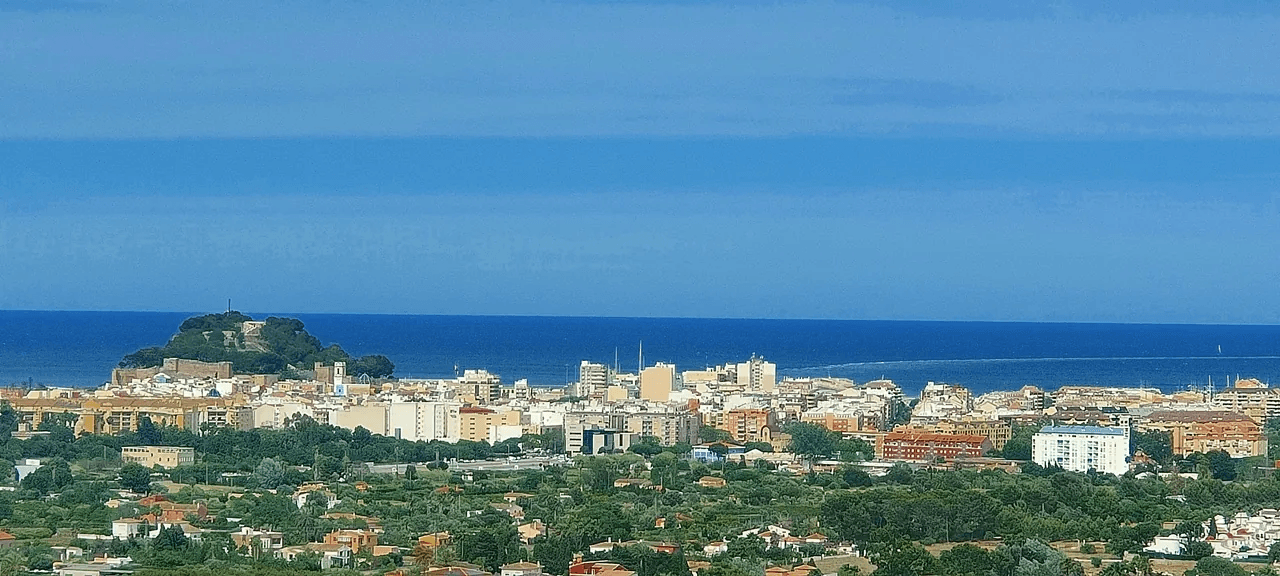 Plot te verkoop in Denia, Alicante