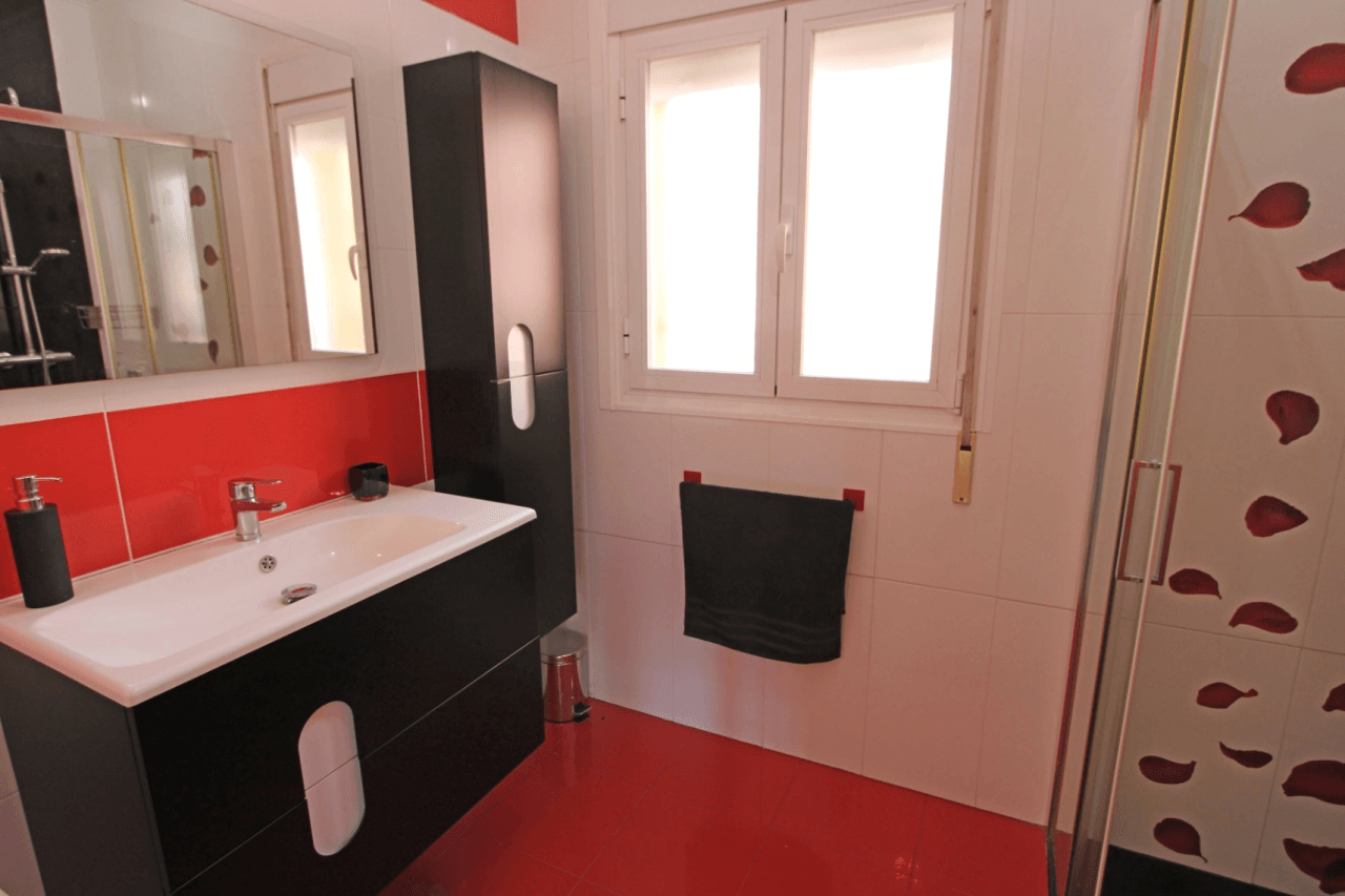 Villa for sale in Orba with fantastic views