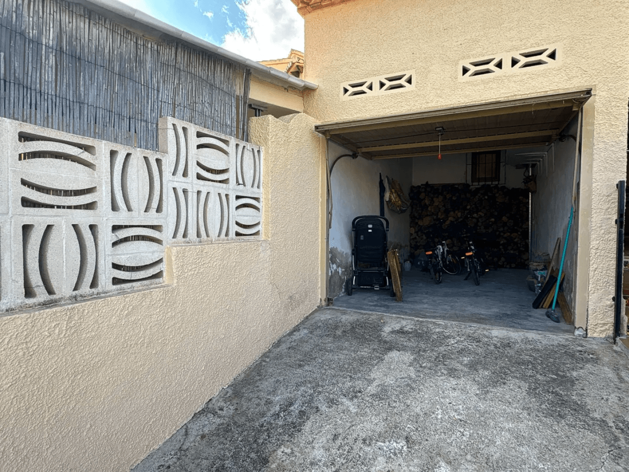 Duplex townhouse just a step away from the city of Dénia.