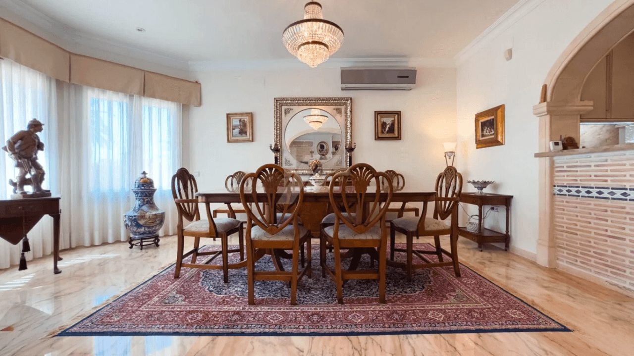 Luxury villa for sale in Moraira with sea views.