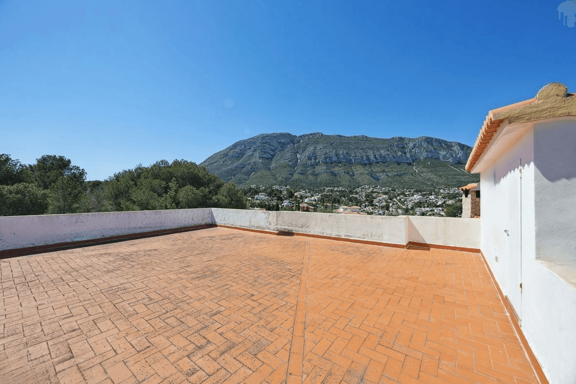 Large villa with the most stunning views of Dénia.