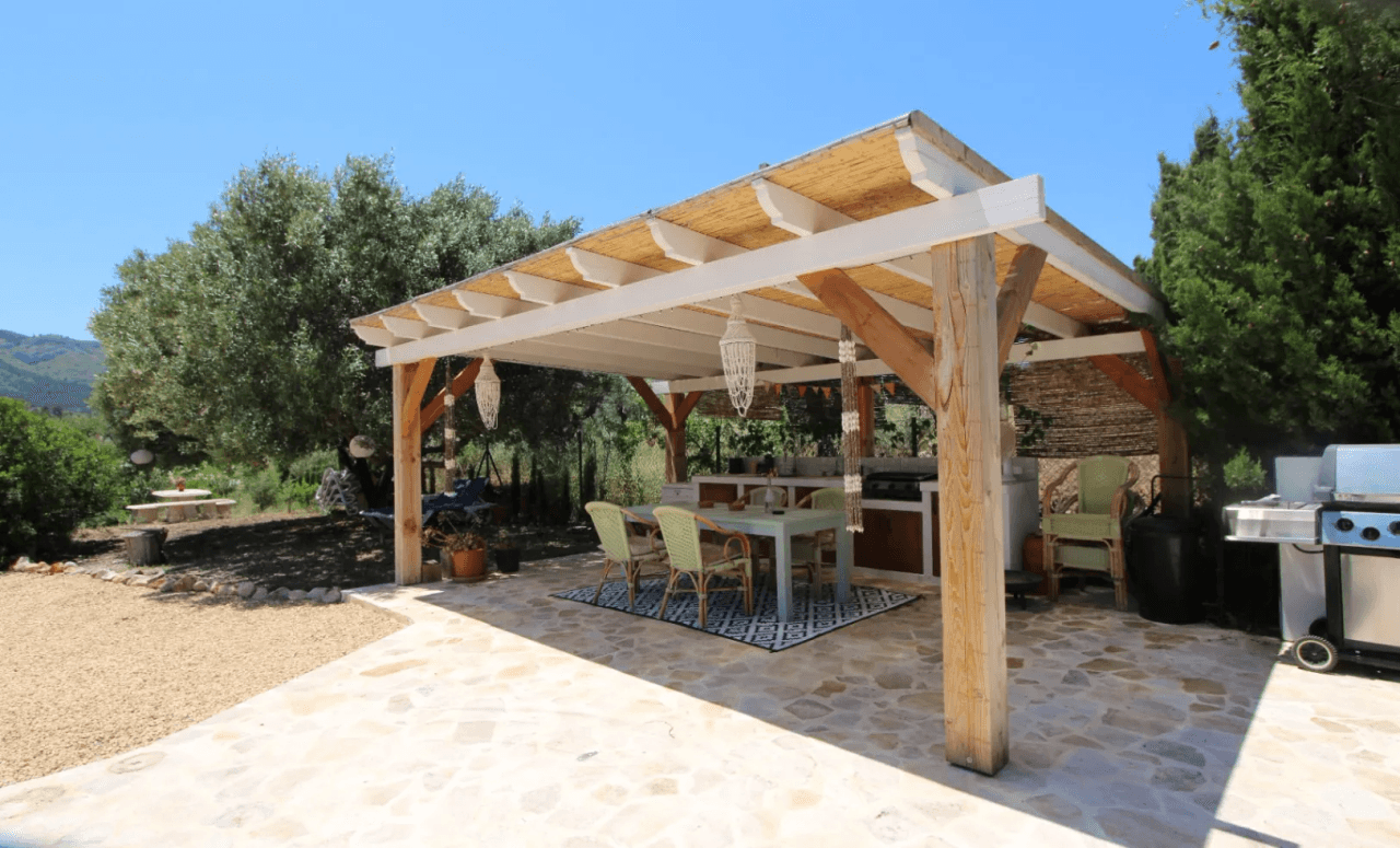 Spectacular style finca villa for sale in Alcalali