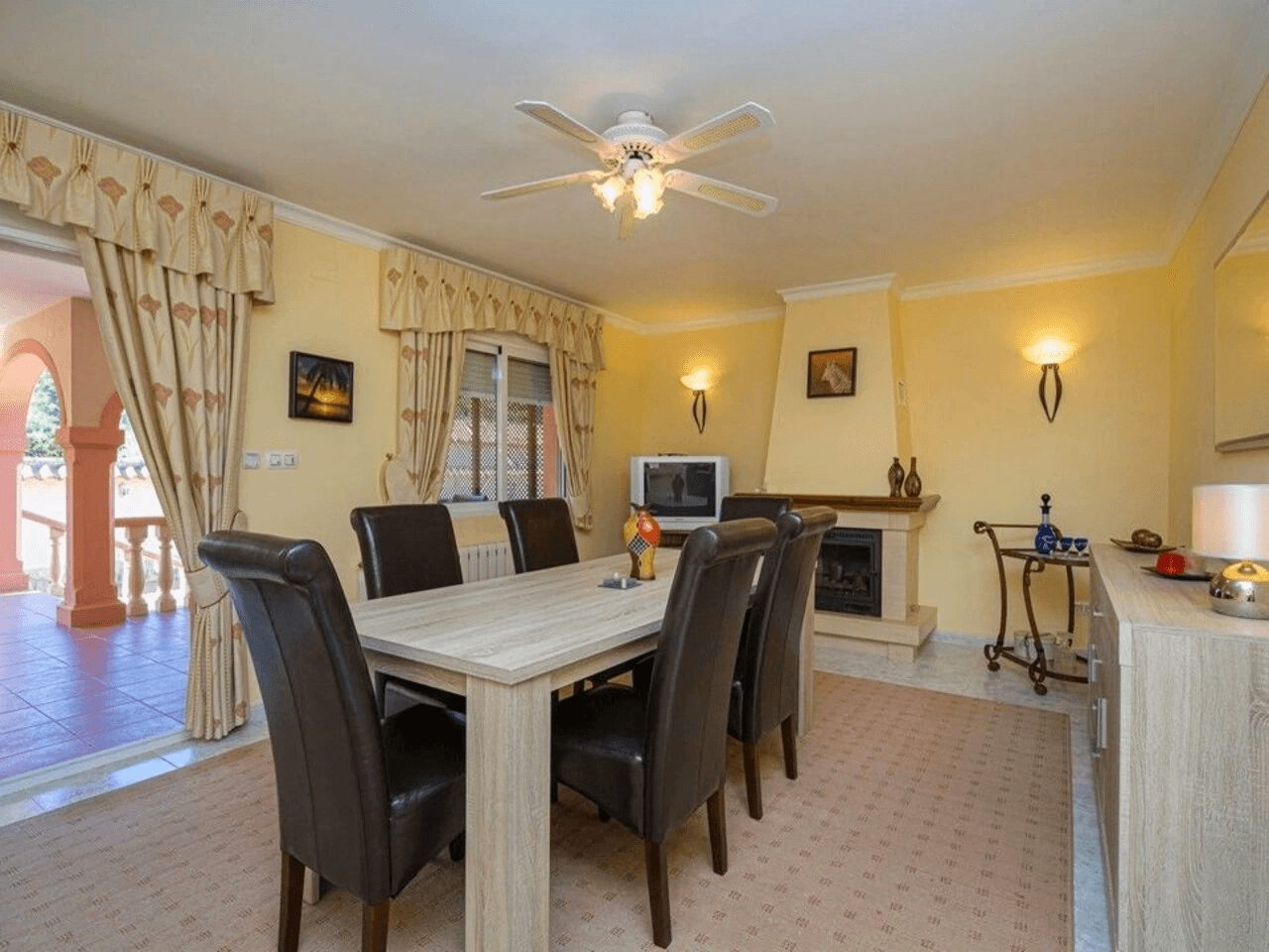 Villa for sale in Jalon