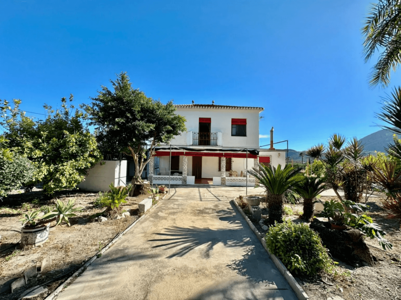 Villa for sale in Pego