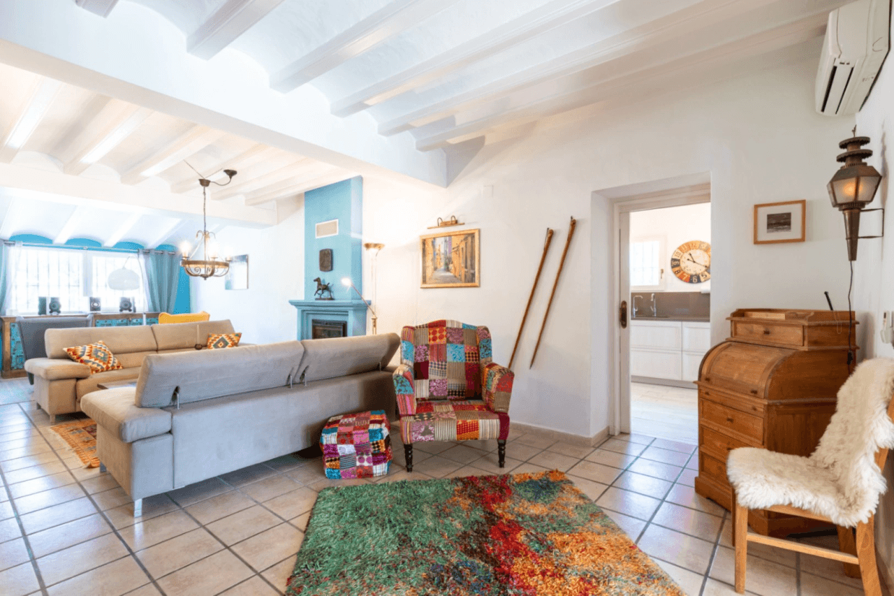 Charming 4-Bedroom Farmhouse for Sale in Teulada
