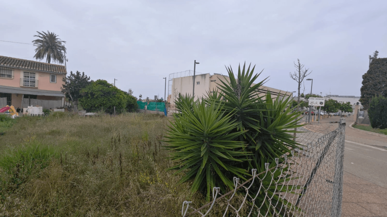 BUILDING PLOT FOR 37 APTS IN DÉNIA