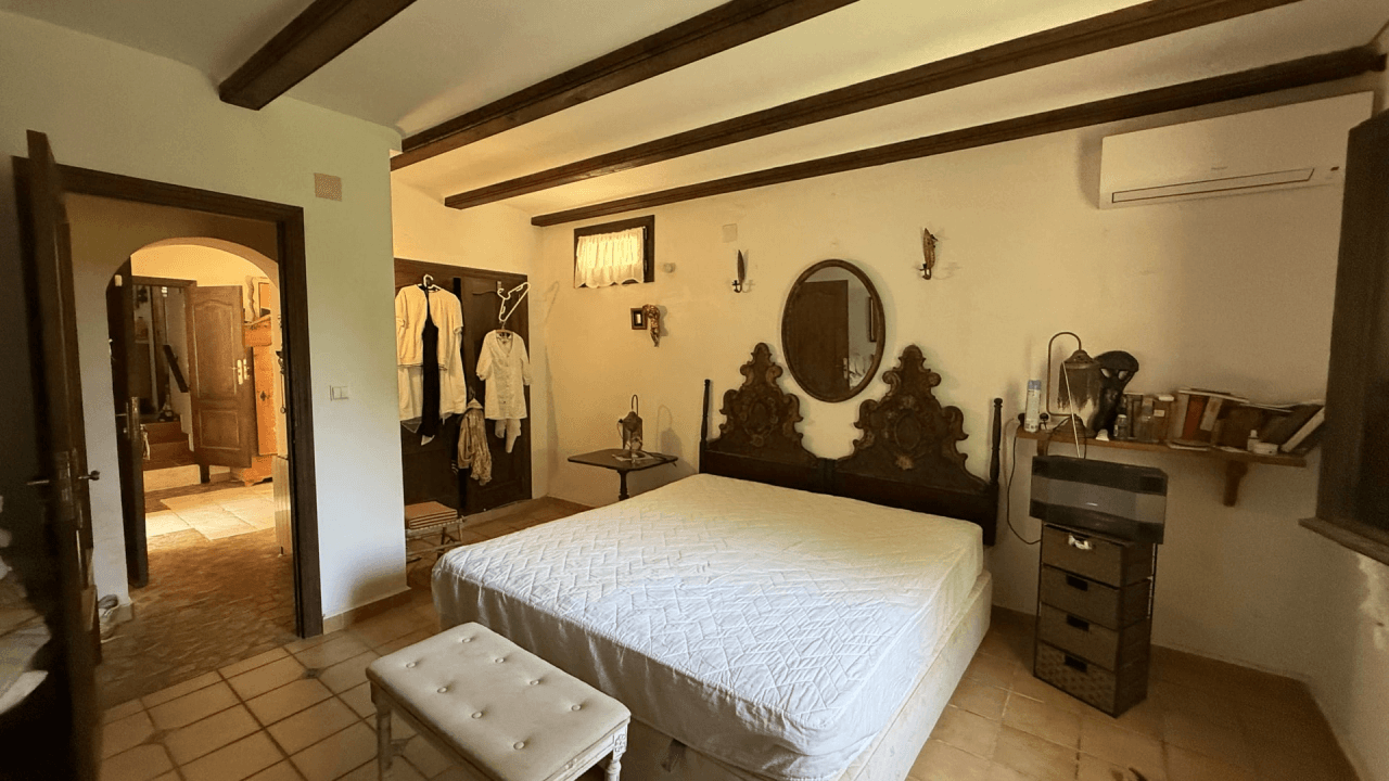 Magnificent Finca for Sale in La Sella, Pedreguer