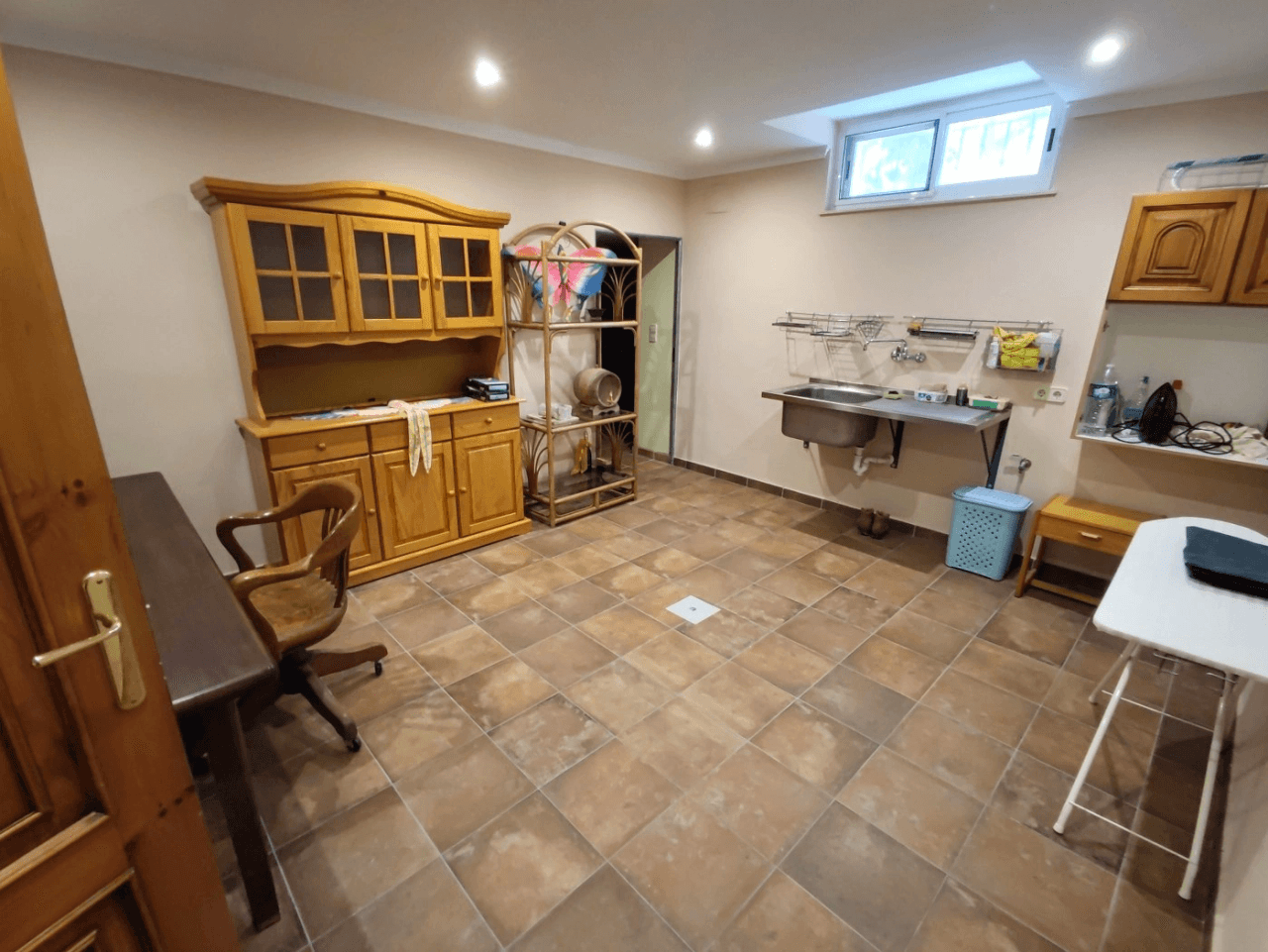 Country Villa with 4/6 bedrooms, pool, Els Poblets