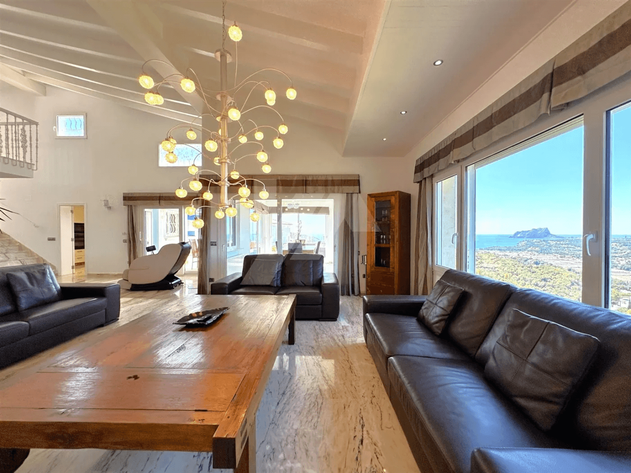 Exceptional Villa for Sale with Sea Views in Moraira.