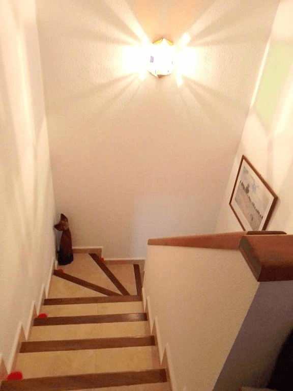 Chalet-villa for sale in The Verger