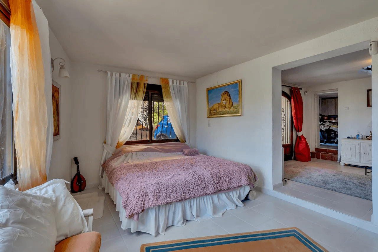 Villa for sale in Orba