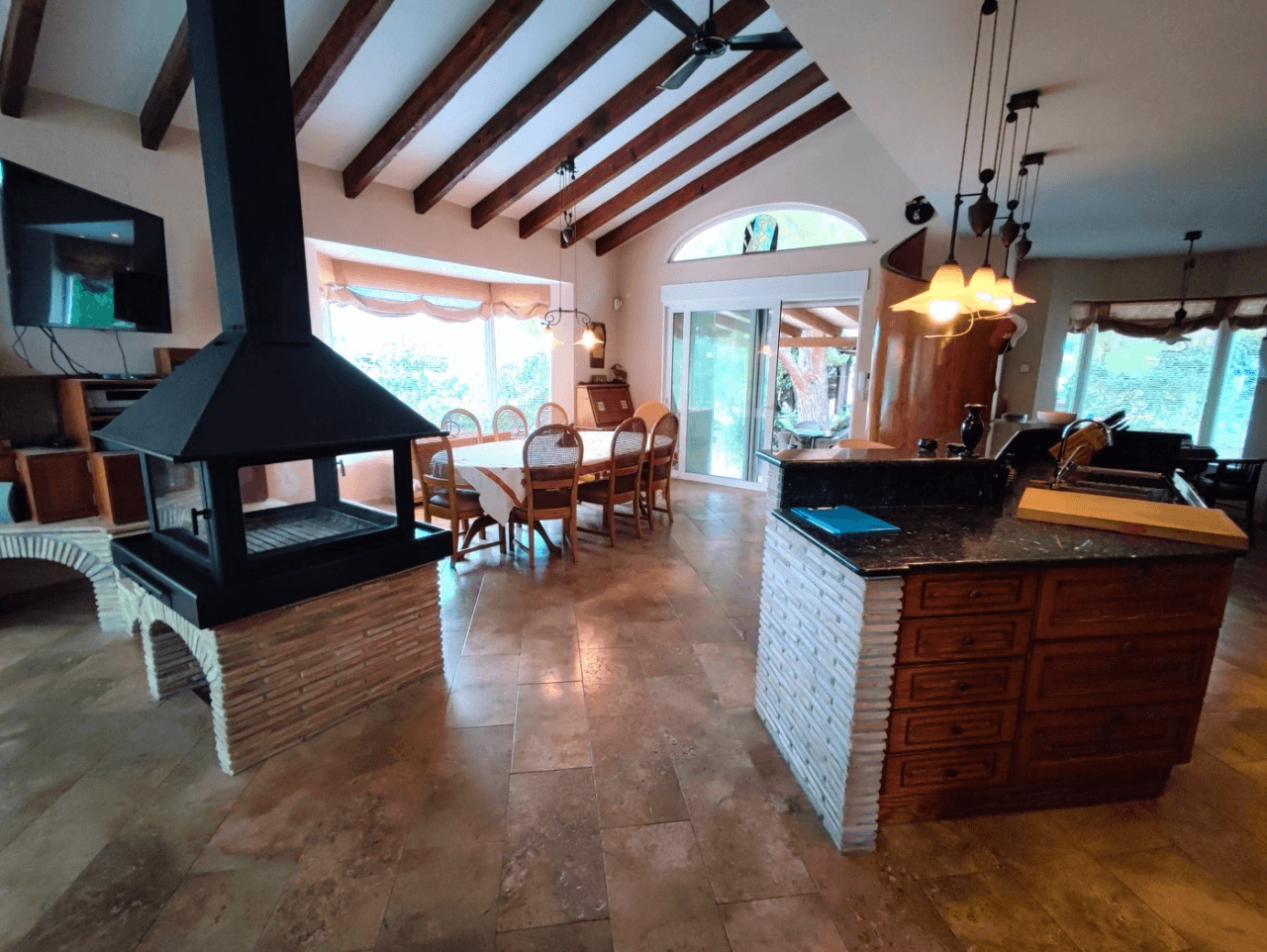 Country Villa with 4/6 bedrooms, pool, Els Poblets