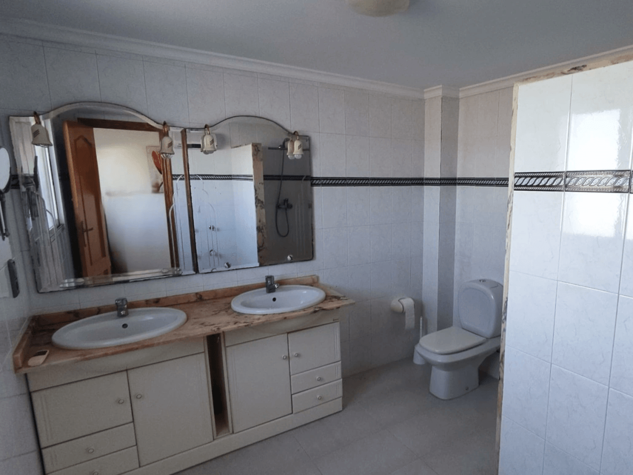 Townhouse with sea views in Els Poblets.