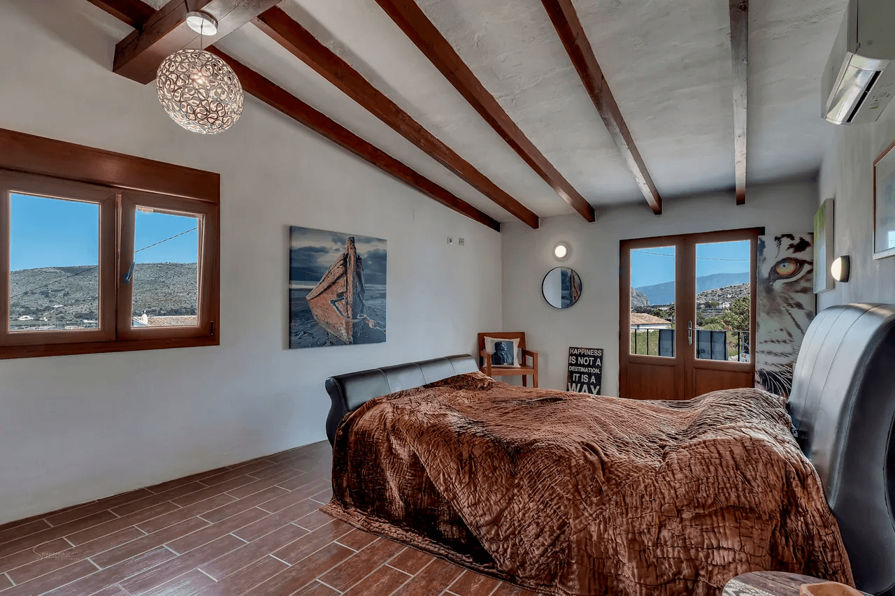 Finca for sale in Teulada