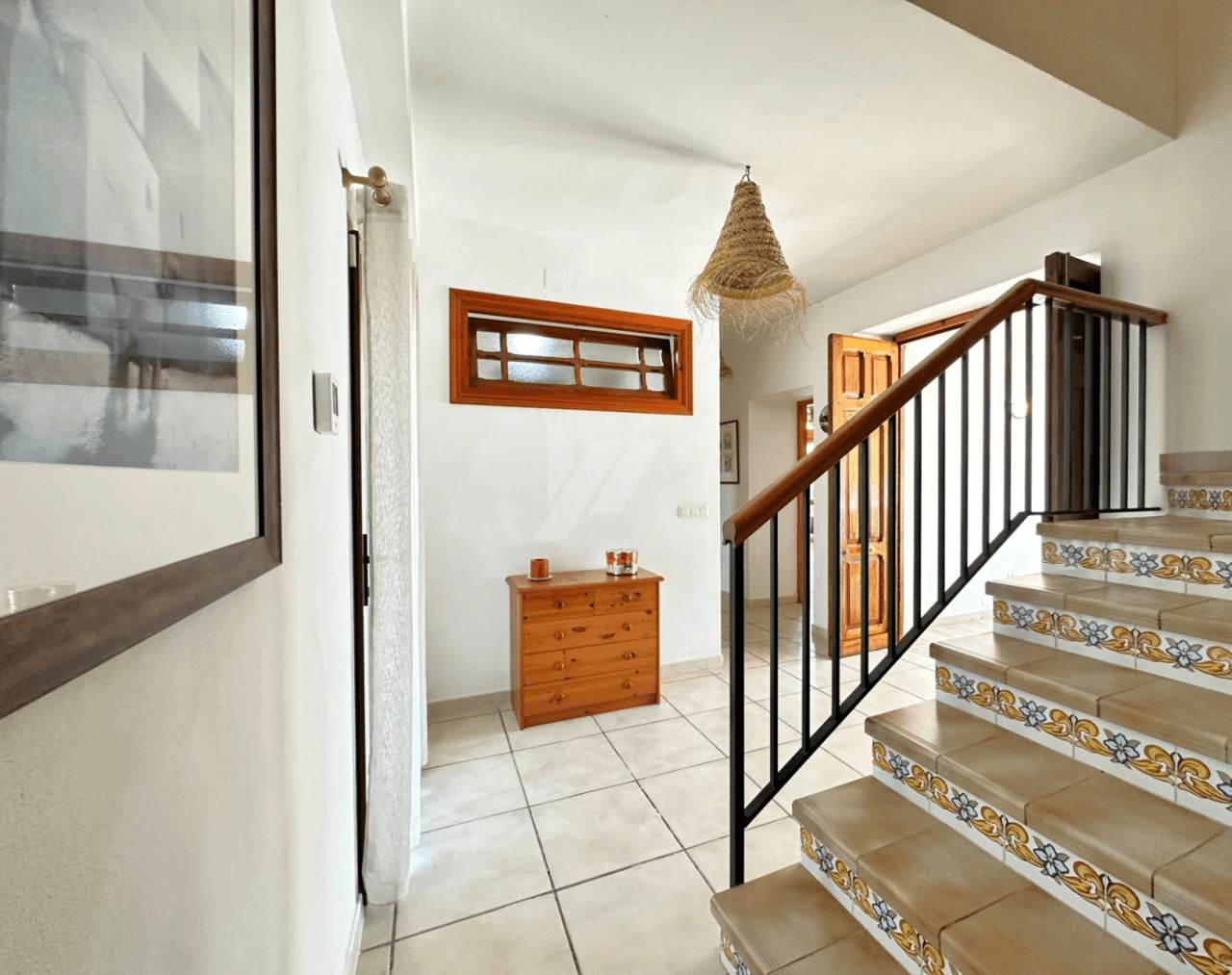 Mediterranean-style villa for sale in Teulada-Moraira, Costa Blanca.