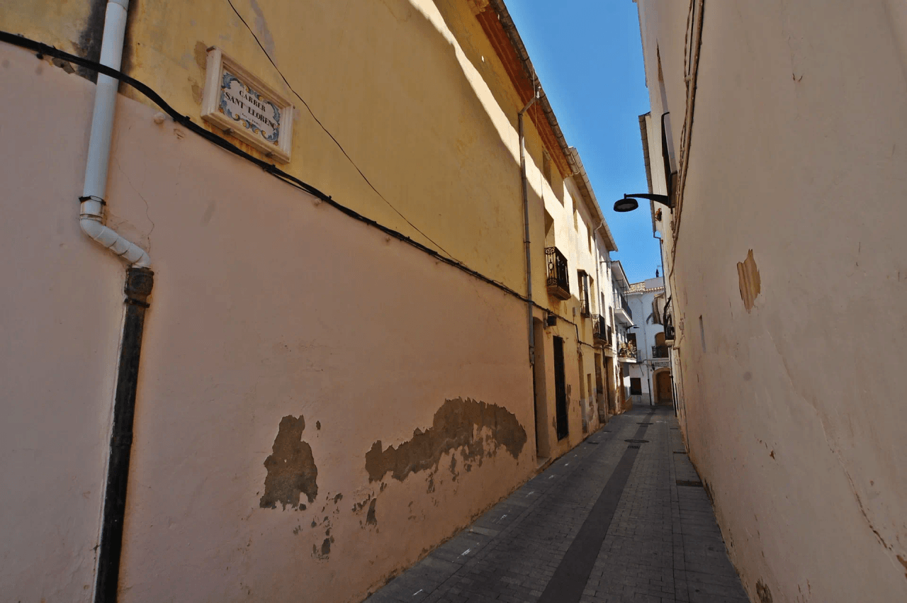 Town house for sale in Pego