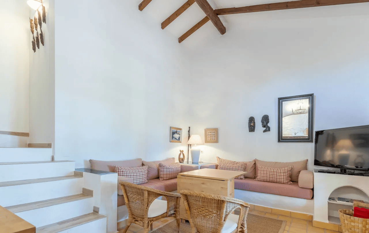 Last Rustic Finca available for sale with sea views in Teulada