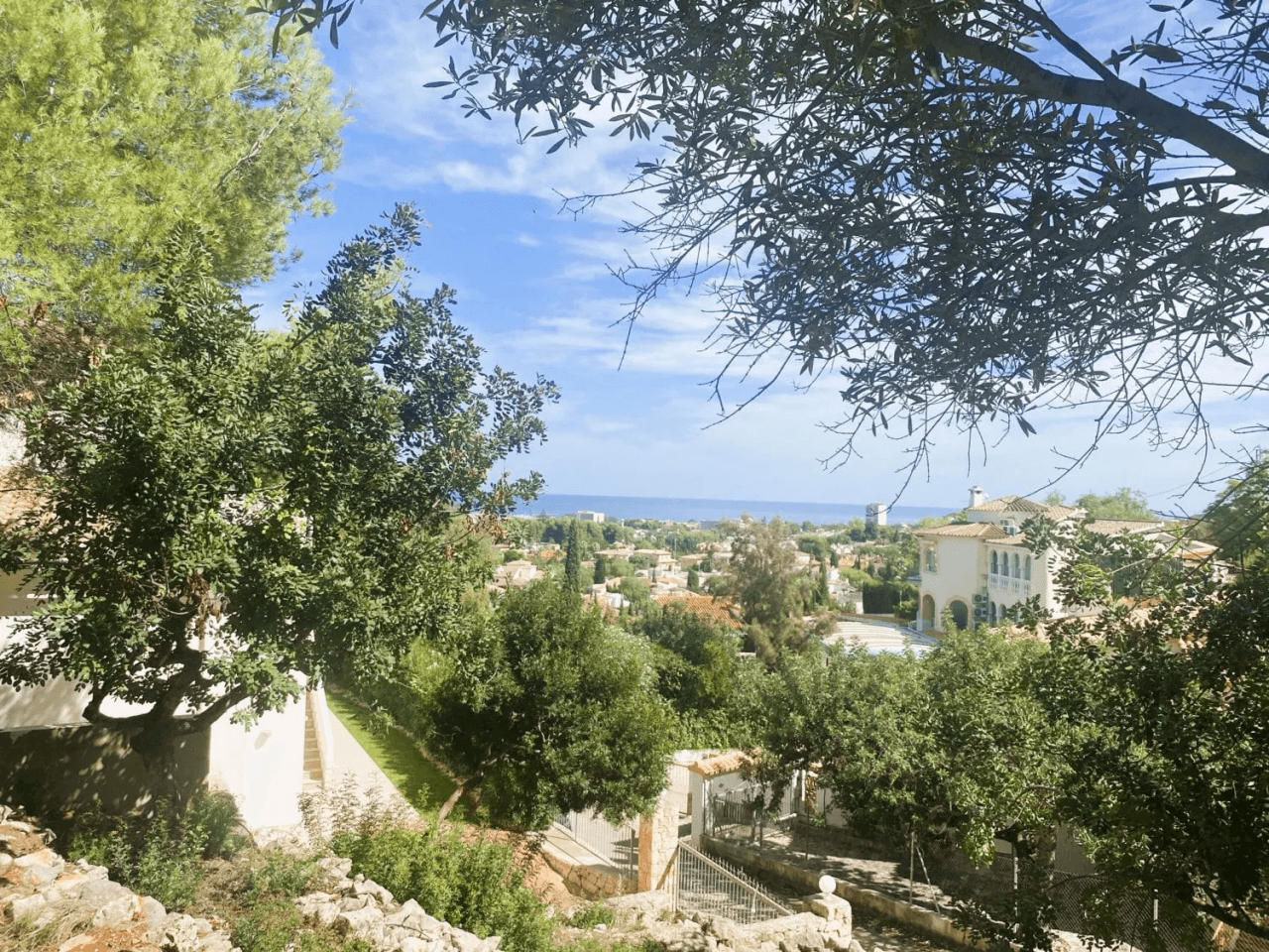 Terrain urbain avec vue sur la mer à Denia
