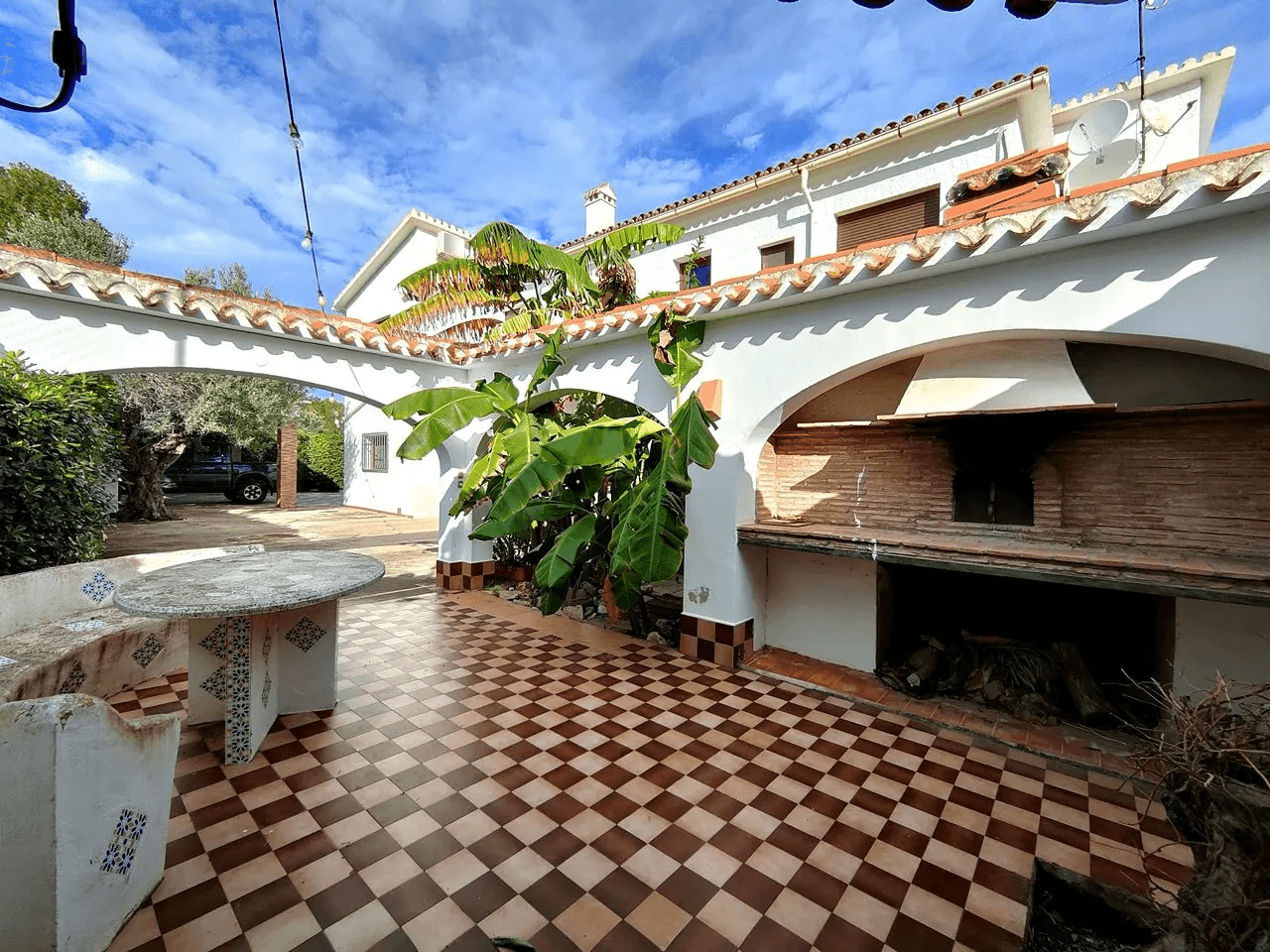 CHALET IN LAS ROTAS