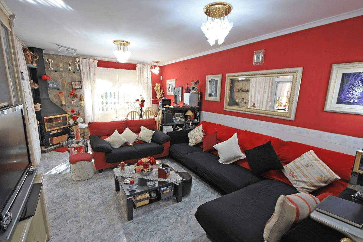 Finca-Villa of 11.310 m2 at 400 m from the beach