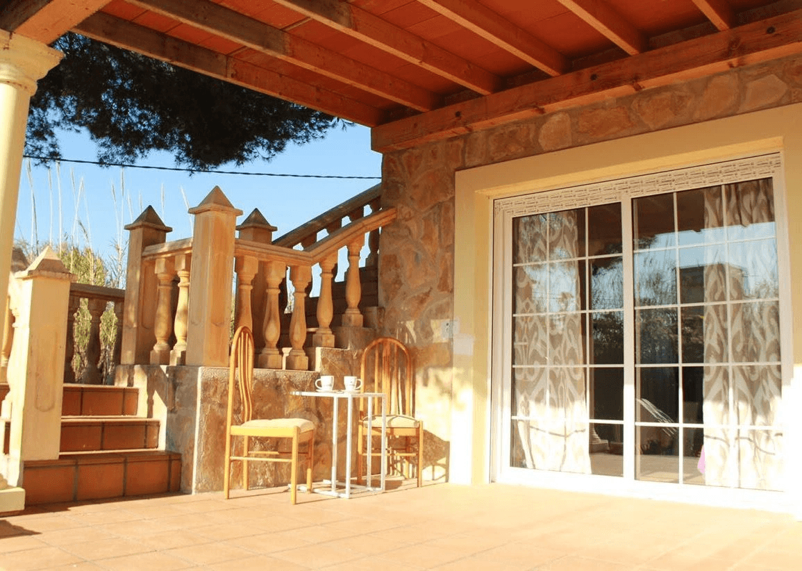 Detached chalet on Almadrava beach, in Dénia.