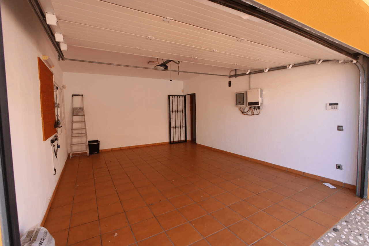 Villa for sale in Orba with fantastic views