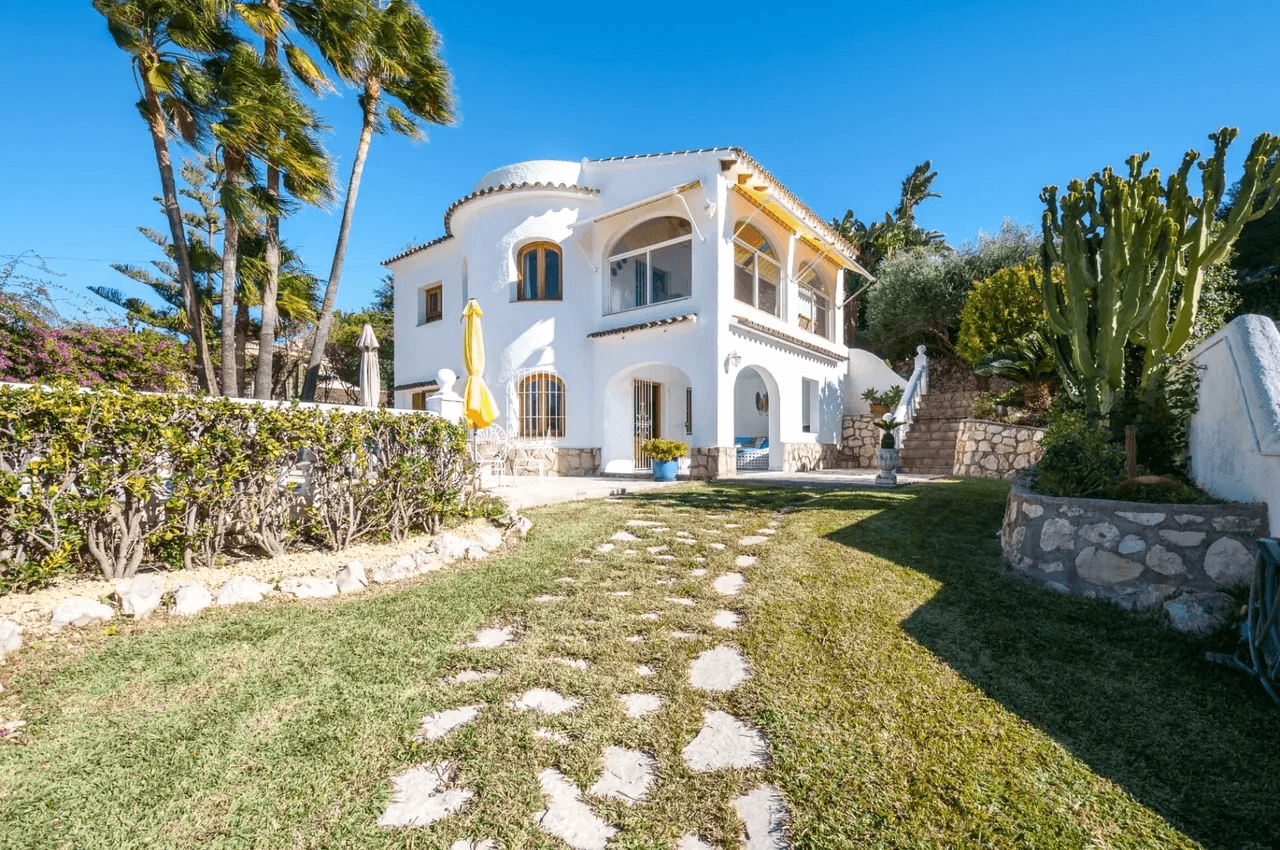 Villa for sale in Benissa