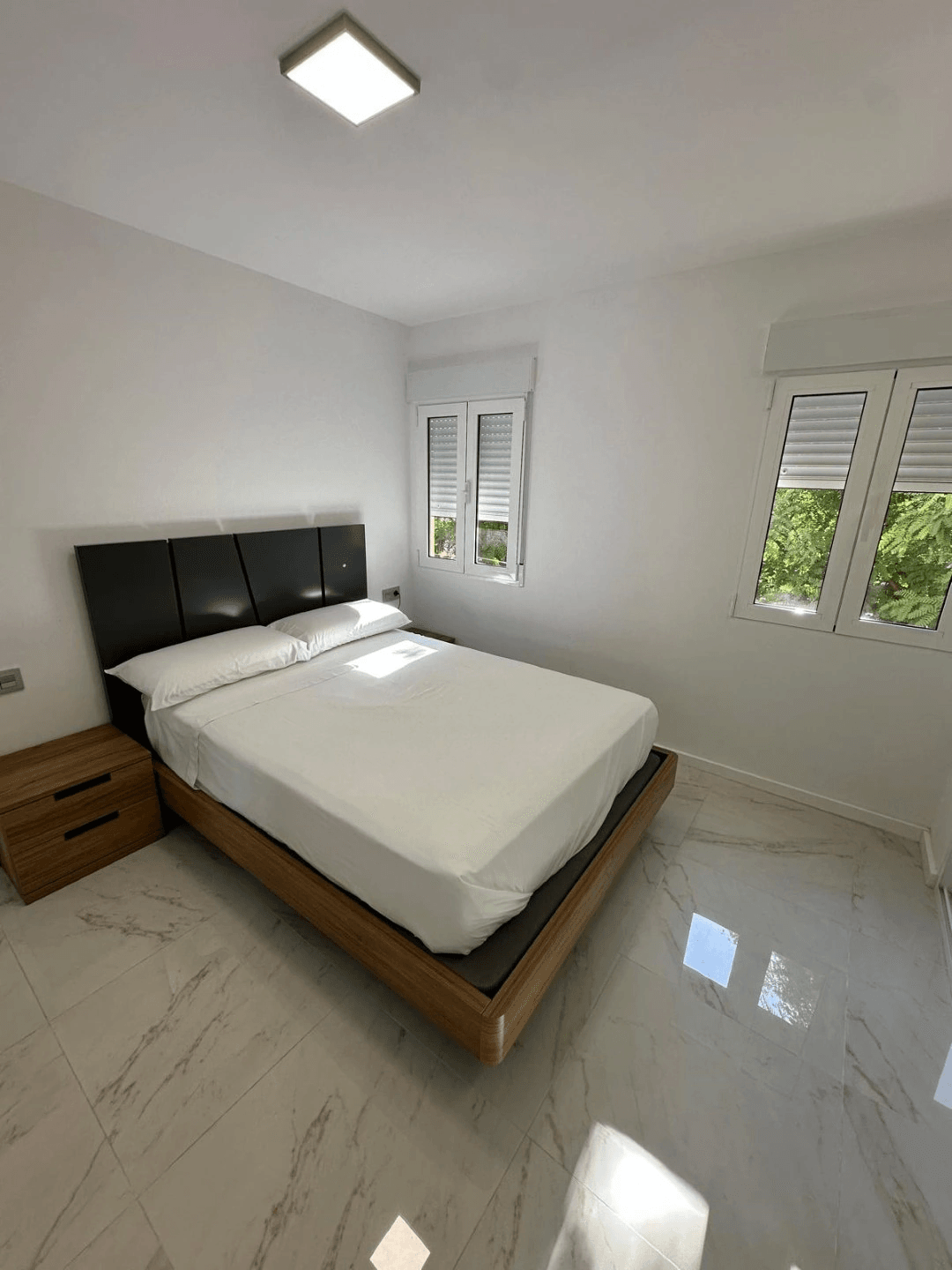 Renovated 2-bedroom apartment in the center of Denia