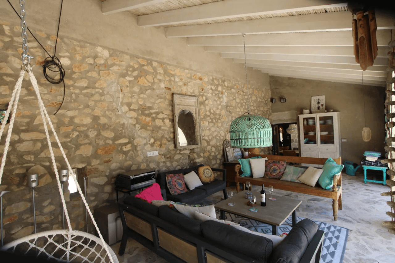 Spectacular style finca villa for sale in Alcalali