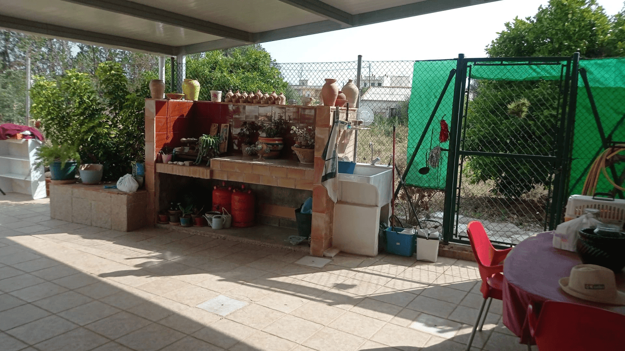 Vergel. Country house for sale with land of 390m2