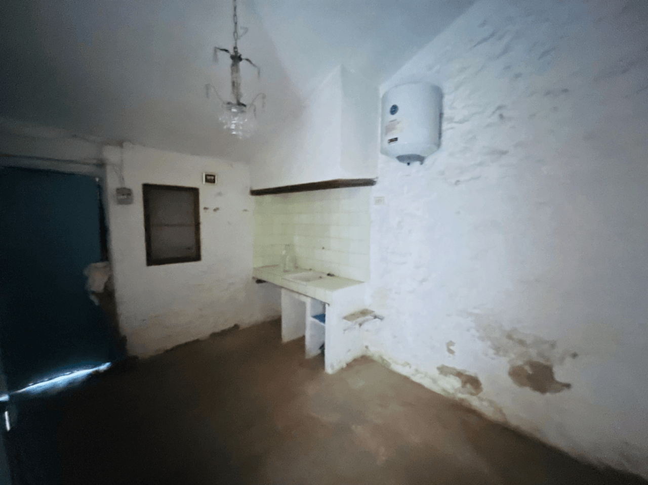 Country house in Rotas area with plot of 12000m2.