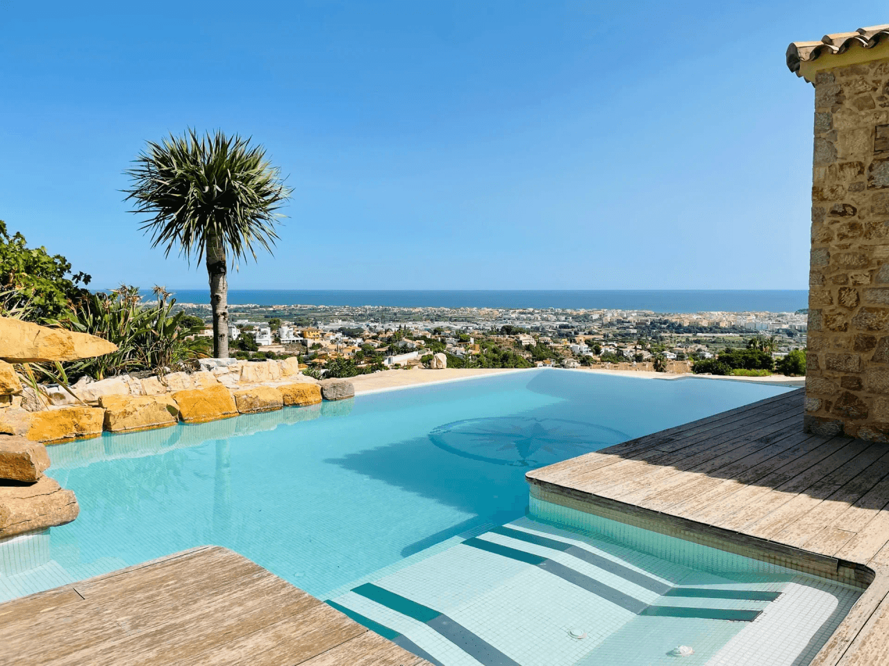 Denia. Luxury villa with wonderful sea views, for sale
